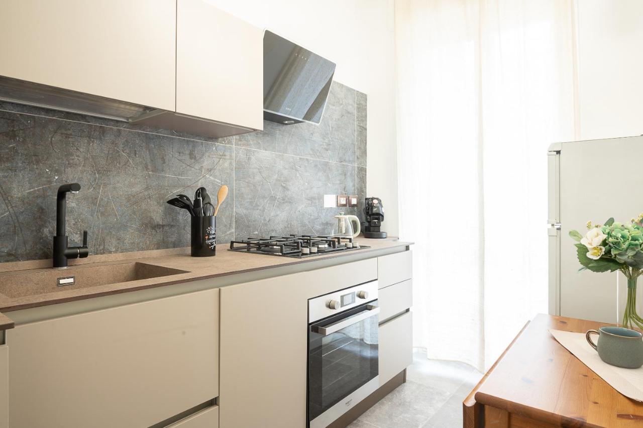 Sweeties Apartment San Giovanni Rome Luaran gambar